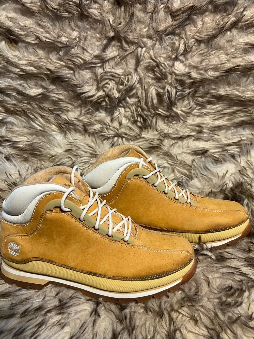 Timberland Men's Wheat Suede Ankle Boots with White Laces Sz 8.5 M